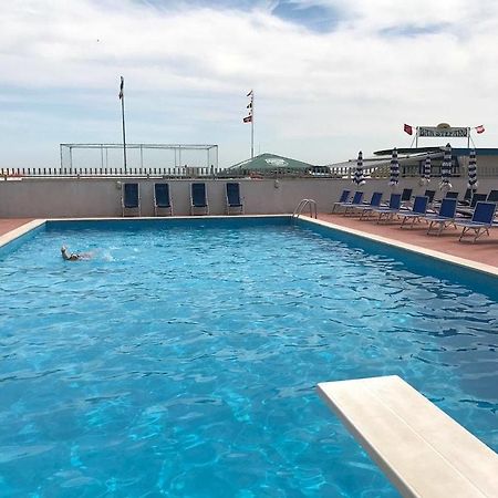 Hotel Majestic Pesaro Exteriér fotografie